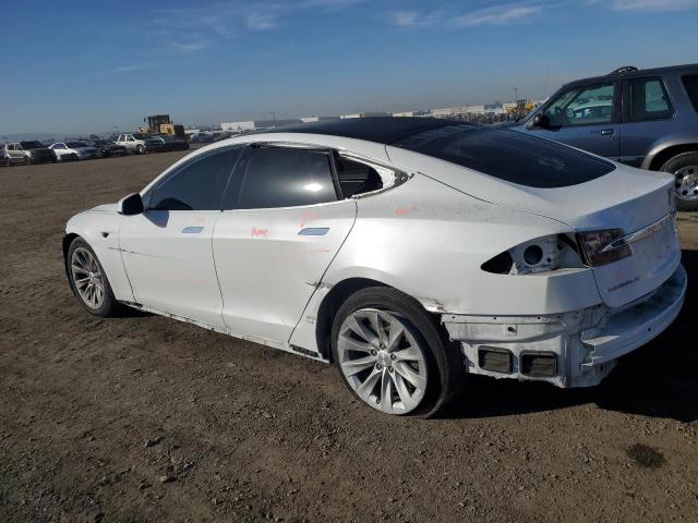 5YJSA1E29JF193745 - 2018 TESLA MODEL S WHITE photo 2