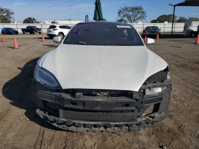5YJSA1E29JF193745 - 2018 TESLA MODEL S თეთრი ფოტო 5