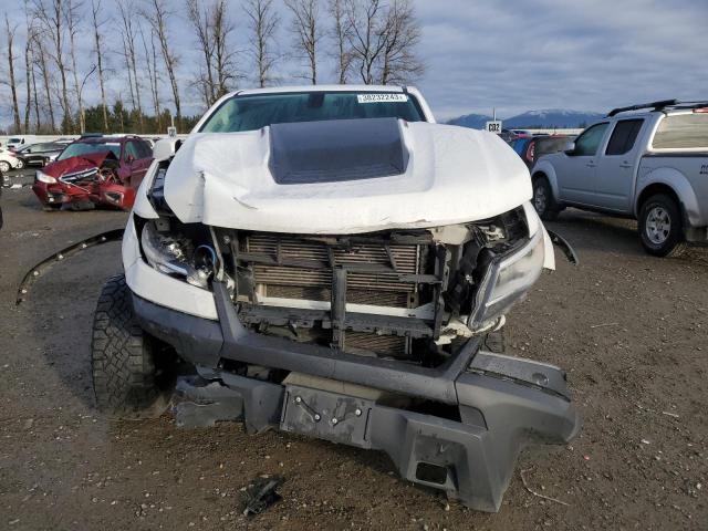 1GCPTEE19J1289797 - 2018 CHEVROLET COLORADO ZR2 WHITE photo 5