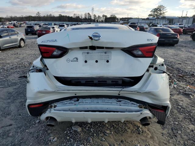 1N4BL4DV4NN332665 - 2022 NISSAN ALTIMA SV WHITE photo 6