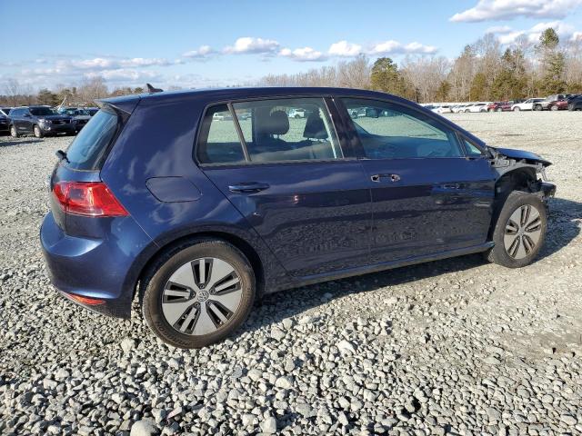 WVWKP7AU6GW912332 - 2016 VOLKSWAGEN E-GOLF SE BLUE photo 3