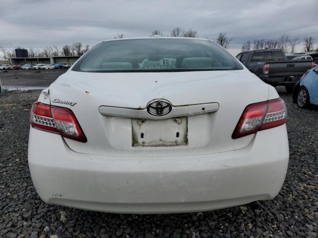 4T1BF3EK4AU565635 - 2010 TOYOTA CAMRY BASE WHITE photo 6