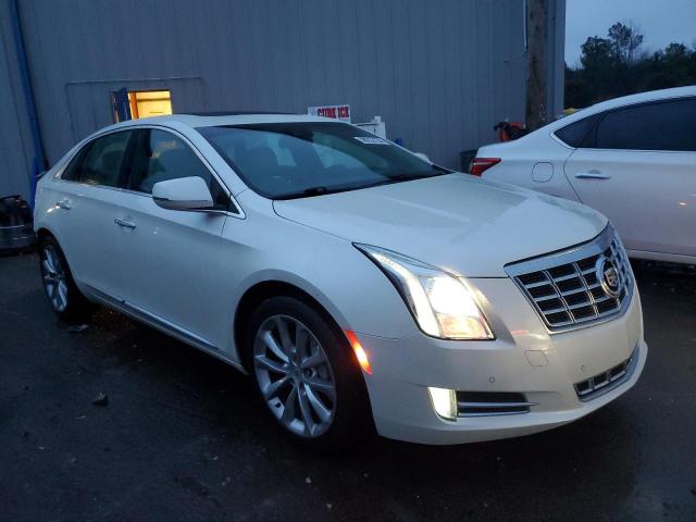 2G61S5S39D9156717 - 2013 CADILLAC XTS PREMIUM COLLECTION WHITE photo 4