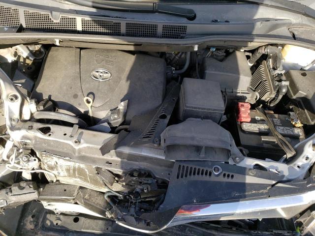 5TDKZ3DC0LS074248 - 2020 TOYOTA SIENNA LE SILVER photo 12