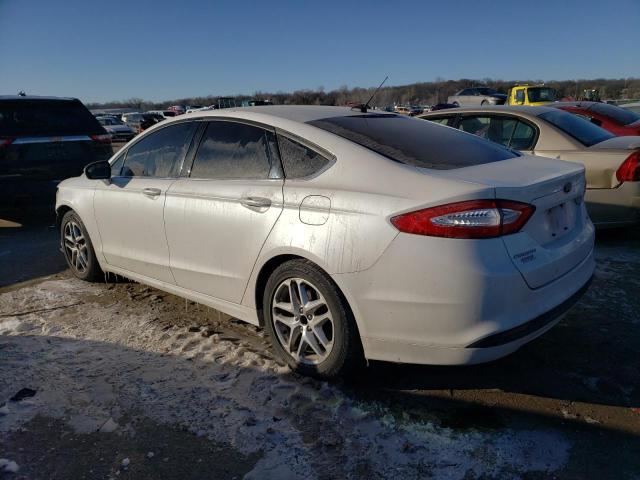 3FA6P0H78FR279395 - 2015 FORD FUSION SE WHITE photo 2