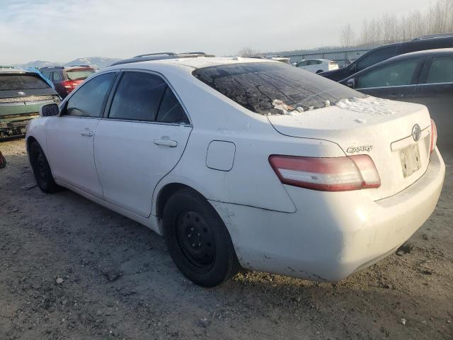 4T1BF3EK4BU741424 - 2011 TOYOTA CAMRY BASE WHITE photo 2