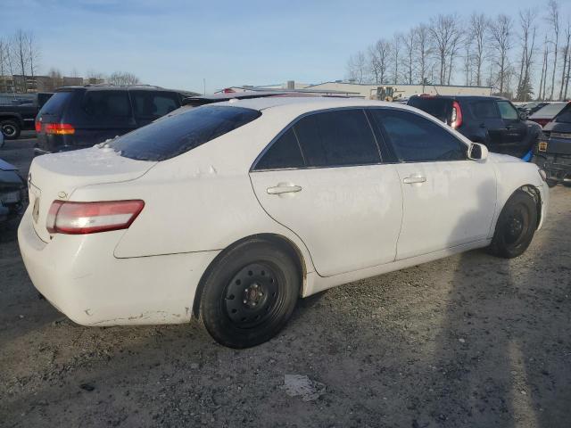 4T1BF3EK4BU741424 - 2011 TOYOTA CAMRY BASE WHITE photo 3