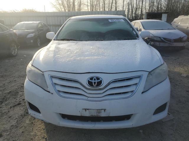 4T1BF3EK4BU741424 - 2011 TOYOTA CAMRY BASE WHITE photo 5