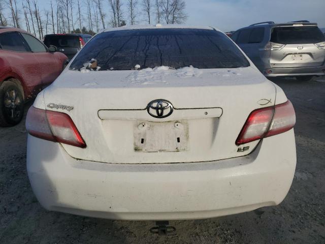 4T1BF3EK4BU741424 - 2011 TOYOTA CAMRY BASE WHITE photo 6