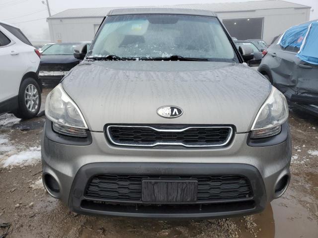 KNDJT2A62C7376608 - 2012 KIA SOUL + GRAY photo 5