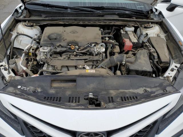 4T1G11AK3NU697287 - 2022 TOYOTA CAMRY SE WHITE photo 11