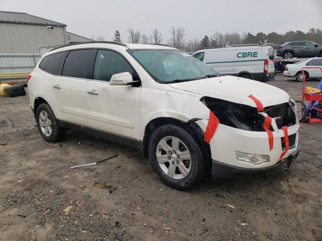 1GNKRGED2BJ195090 - 2011 CHEVROLET TRAVERSE LT WHITE photo 4