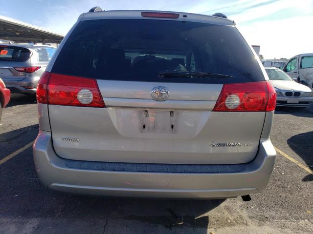 5TDZA23C76S489279 - 2006 TOYOTA SIENNA CE SILVER photo 6