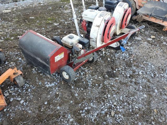 4846 - 2002 BROW LAWN EDGER RED photo 3