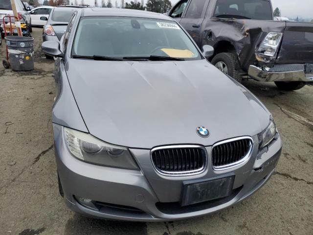 WBAPH5C56AA440468 - 2010 BMW 328 I SULEV GRAY photo 5