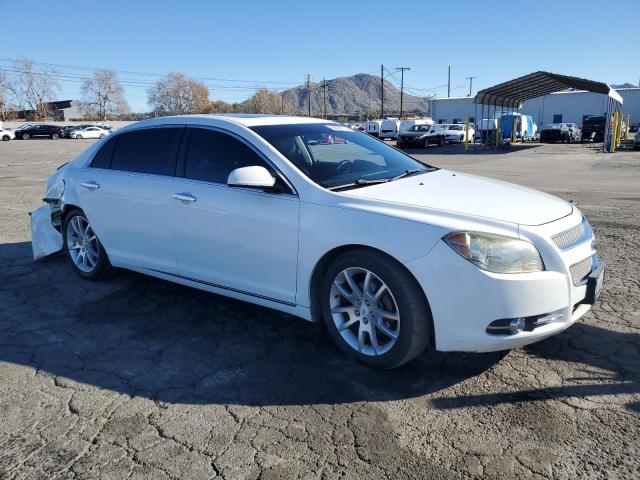 1G1ZE5E18BF381984 - 2011 CHEVROLET MALIBU LTZ თეთრი ფოტო 4