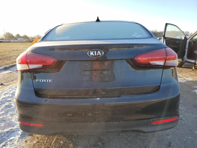 3KPFK4A72HE137306 - 2017 KIA FORTE LX BLACK photo 6