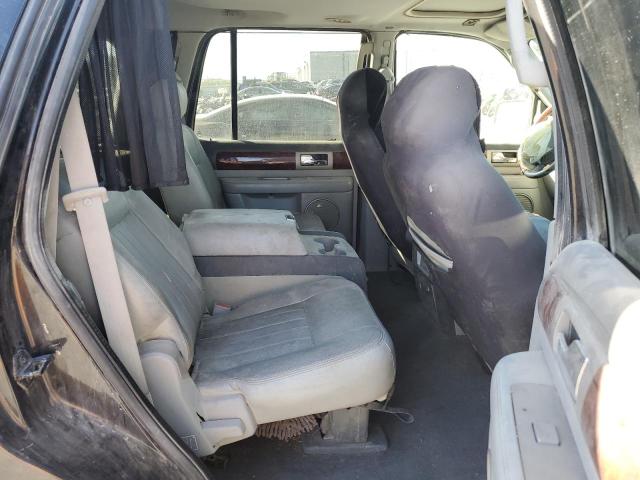 5LMFU28R44LJ30891 - 2004 LINCOLN NAVIGATOR 黑色 照片 11
