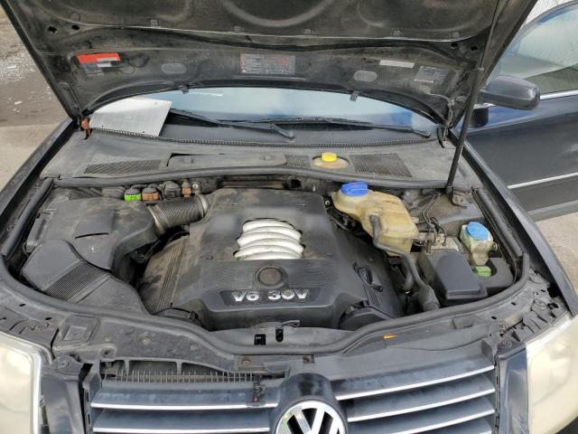 WVWRH63B41E157289 - 2001 VOLKSWAGEN PASSAT GLX BLACK photo 11