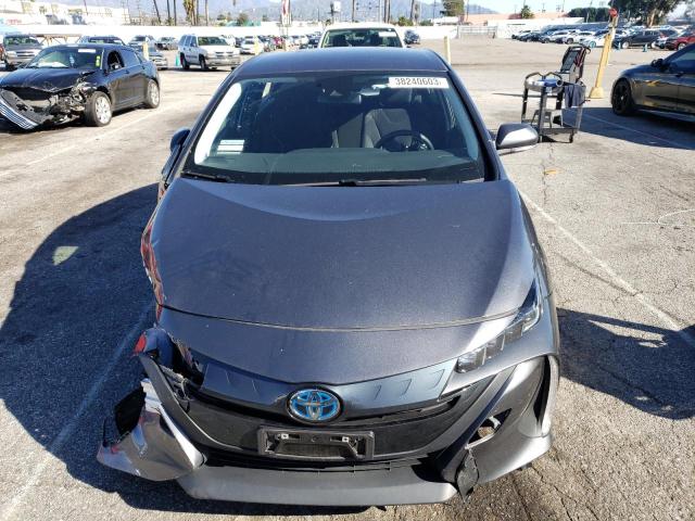 JTDKAMFP0M3186581 - 2021 TOYOTA PRIUS PRIM LE GRAY photo 5