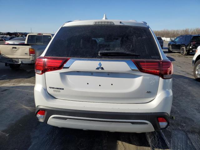 JA4AZ3A35LZ030366 - 2020 MITSUBISHI OUTLANDER SE WHITE photo 6