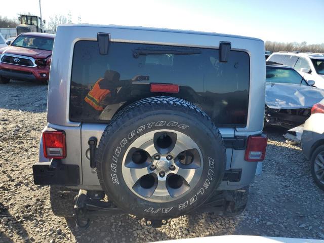 1C4BJWEGXJL847011 - 2018 JEEP WRANGLER U SAHARA SILVER photo 6