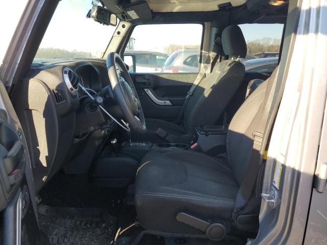 1C4BJWEGXJL847011 - 2018 JEEP WRANGLER U SAHARA SILVER photo 7