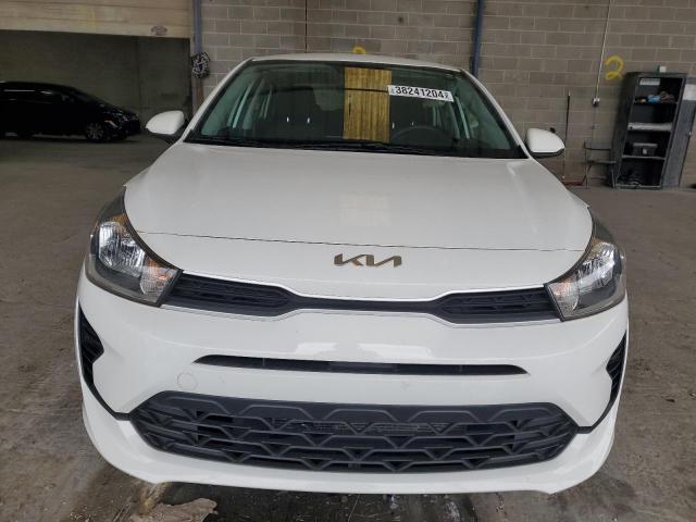 3KPA24AD9NE443933 - 2022 KIA RIO LX WHITE photo 5