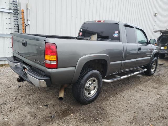 1GCHC29U51Z303638 - 2001 CHEVROLET SILVERADO2 C2500 HEAVY DUTY GRAY photo 3