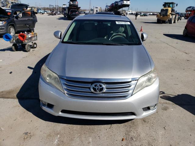 4T1BK3DBXBU409694 - 2011 TOYOTA AVALON BASE 银色 照片 5