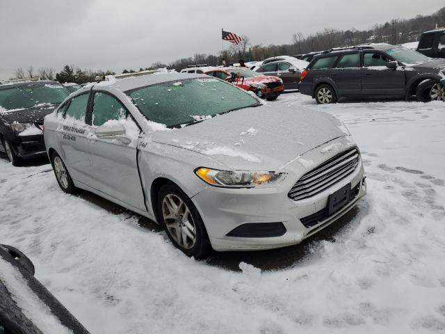 3FA6P0H75DR274328 - 2013 FORD FUSION SE SILVER photo 4