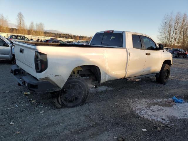 5TFCY5F16HX021750 - 2017 TOYOTA TUNDRA DOUBLE CAB SR/SR5 WHITE photo 3