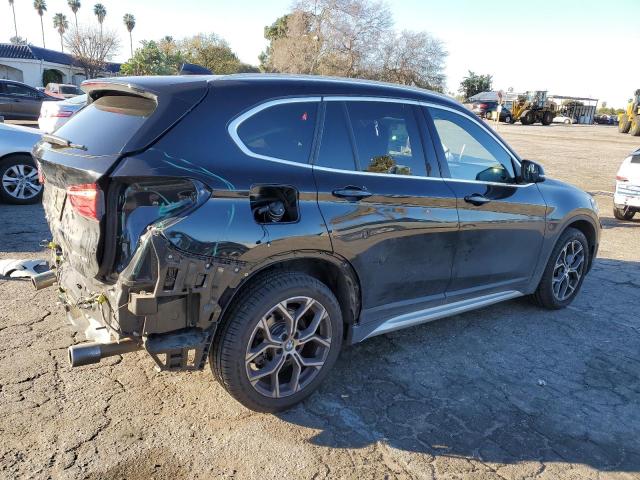 WBXJG7C09L5P31413 - 2020 BMW X1 SDRIVE28I BLACK photo 3