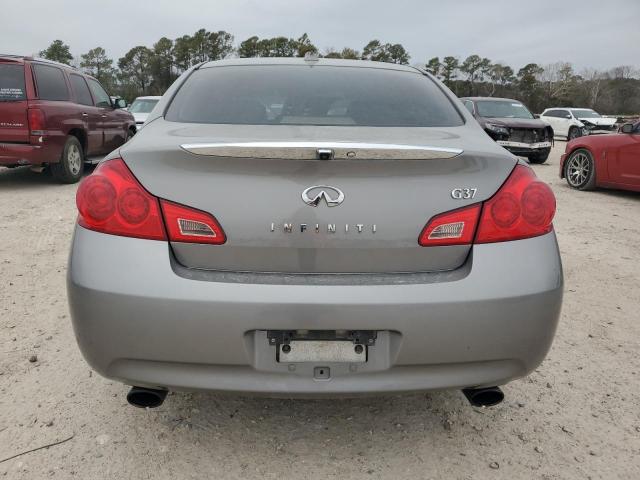 JNKCV61E99M304511 - 2009 INFINITI G37 BASE GRAY photo 6