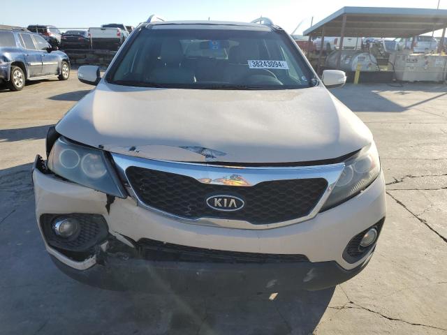 5XYKU4A28BG041476 - 2011 KIA SORENTO EX TAN photo 5