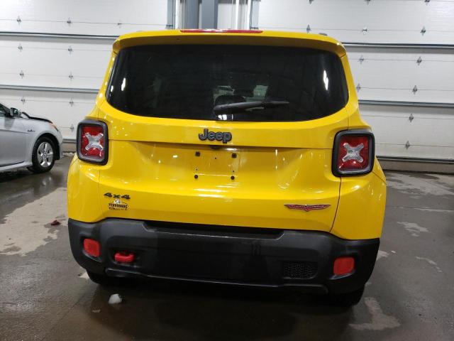 ZACCJBCT0FPB60708 - 2015 JEEP RENEGADE TRAILHAWK YELLOW photo 6