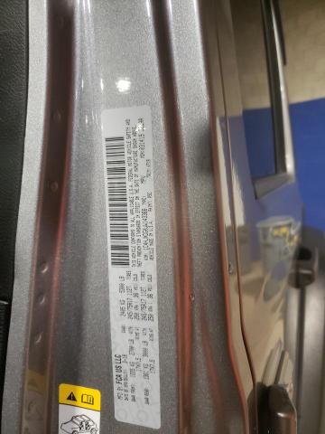 1C4HJXDG0JW143366 - 2018 JEEP WRANGLER U SPORT Silber Foto 13