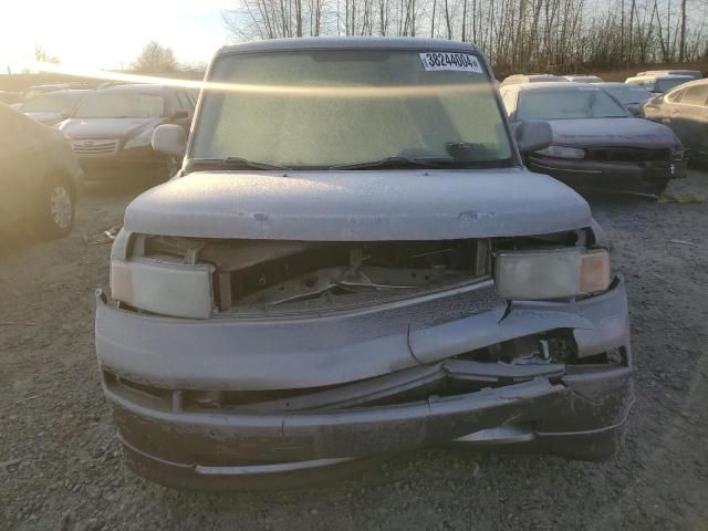 JTLKT324550193341 - 2005 TOYOTA SCION XB SILVER photo 5