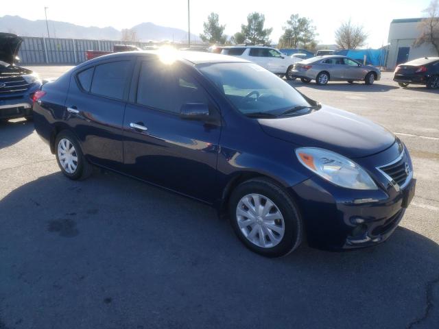 3N1CN7AP4DL836263 - 2013 NISSAN VERSA S BLUE photo 4