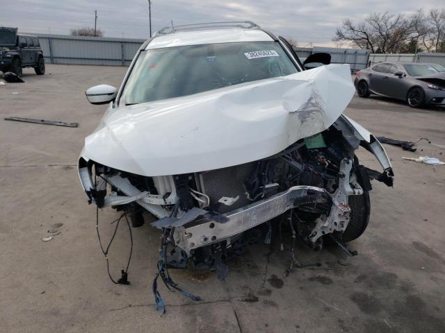 5N1DR2MM7JC638757 - 2018 NISSAN PATHFINDER S WHITE photo 5