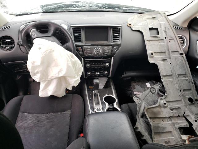 5N1DR2MM7JC638757 - 2018 NISSAN PATHFINDER S WHITE photo 8