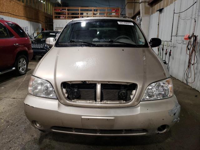 KNDUP132656739362 - 2005 KIA SEDONA EX GOLD photo 5