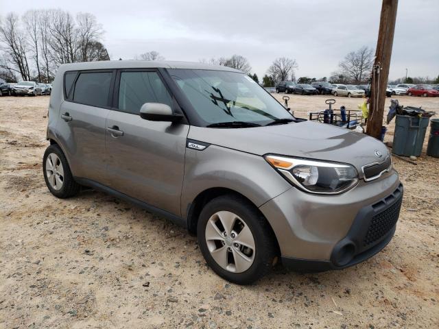 KNDJN2A21G7354094 - 2016 KIA SOUL GRAY photo 4