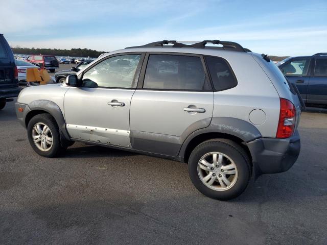 KM8JN12D58U839511 - 2008 HYUNDAI TUCSON SE SILVER photo 2