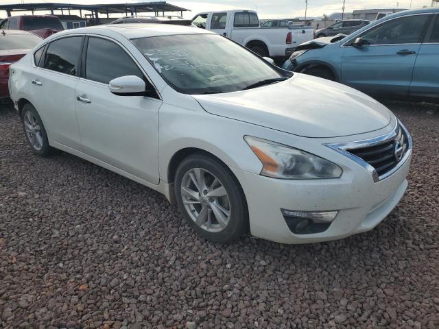 1N4AL3AP8FC166773 - 2015 NISSAN ALTIMA 2.5 WHITE photo 4