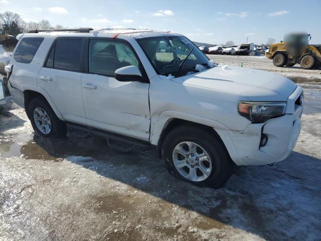 JTEZU5JR3F5103684 - 2015 TOYOTA 4RUNNER SR5 WHITE photo 4