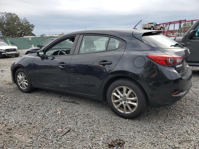 3MZBN1K77JM233623 - 2018 MAZDA 3 SPORT BLACK photo 2