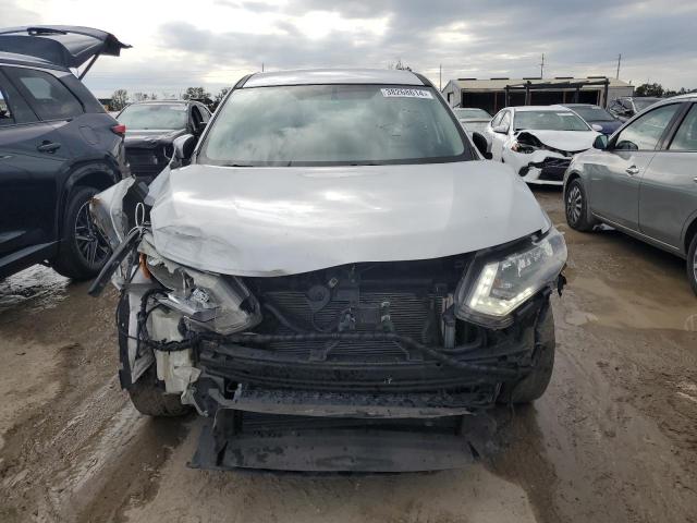 5N1AT2MT7JC770266 - 2018 NISSAN ROGUE S SILVER photo 5