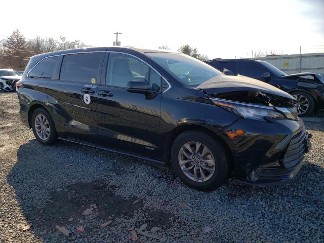 5TDKRKEC3MS036099 - 2021 TOYOTA SIENNA LE BLACK photo 4