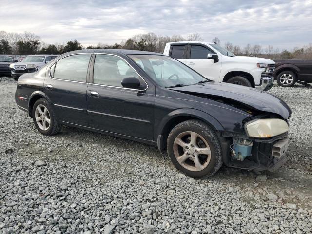 JN1CA31D7YT534655 - 2000 NISSAN MAXIMA GLE BLACK photo 4